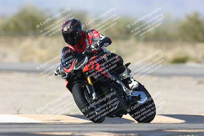 media/Dec-01-2025-Moto Forza (Mon) [[2daa91e15f]]/2-Intermediate Group/Session 3 (Turn 3)/